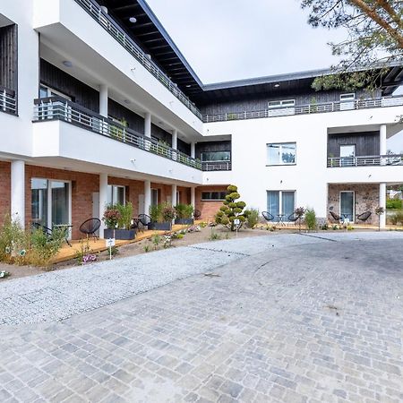 Apartamenty Przy Plazy Z Basenem Z Podgrzewana Woda I Mini Spa - Osrodek Kolonijno-Wczasowy Mewa Niechorze Exterior foto