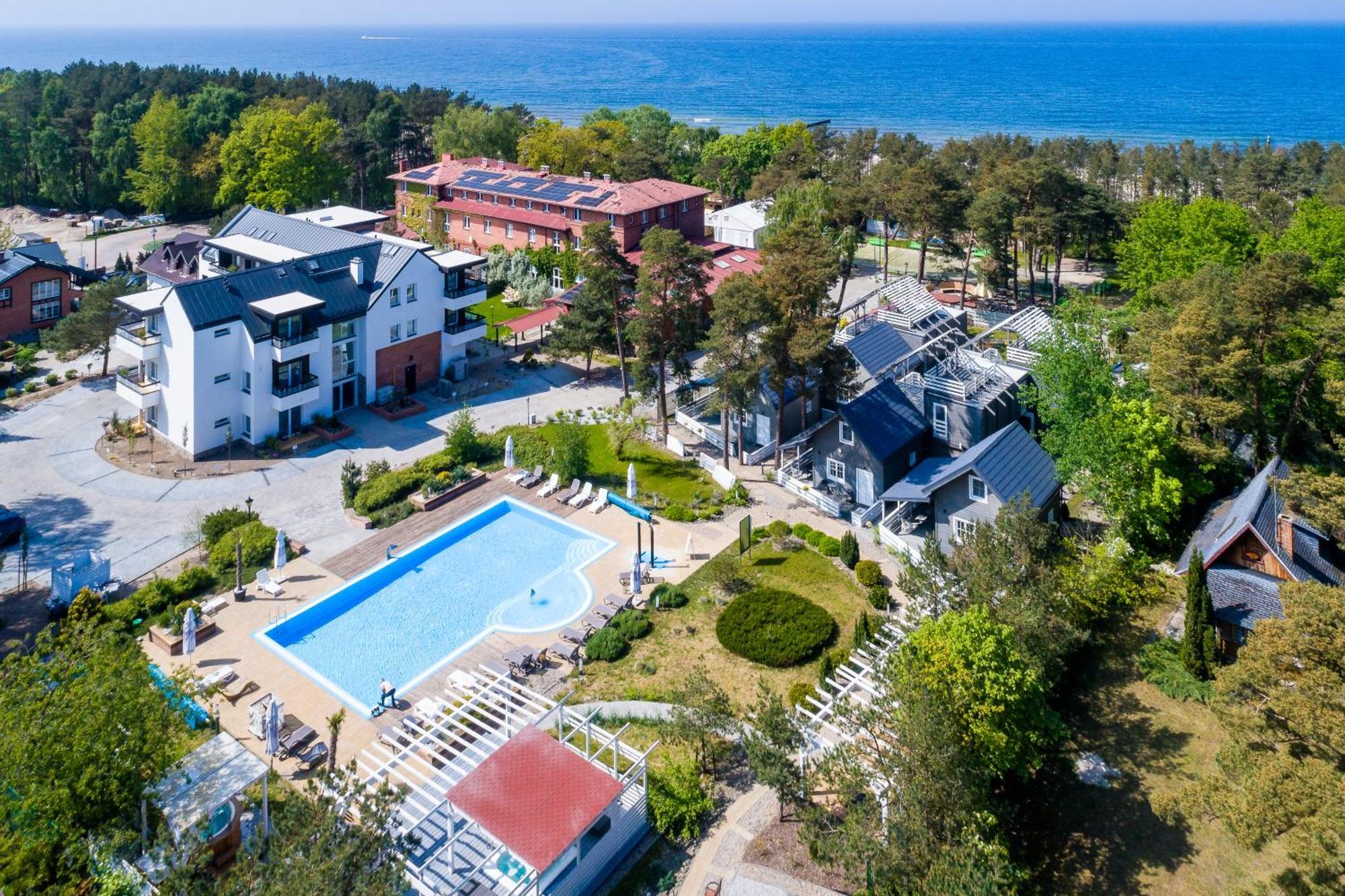 Apartamenty Przy Plazy Z Basenem Z Podgrzewana Woda I Mini Spa - Osrodek Kolonijno-Wczasowy Mewa Niechorze Exterior foto