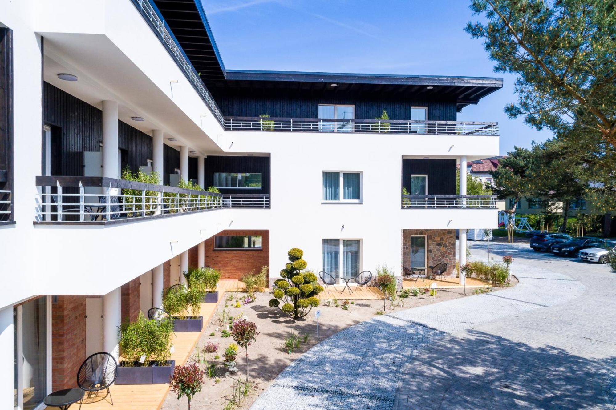 Apartamenty Przy Plazy Z Basenem Z Podgrzewana Woda I Mini Spa - Osrodek Kolonijno-Wczasowy Mewa Niechorze Exterior foto